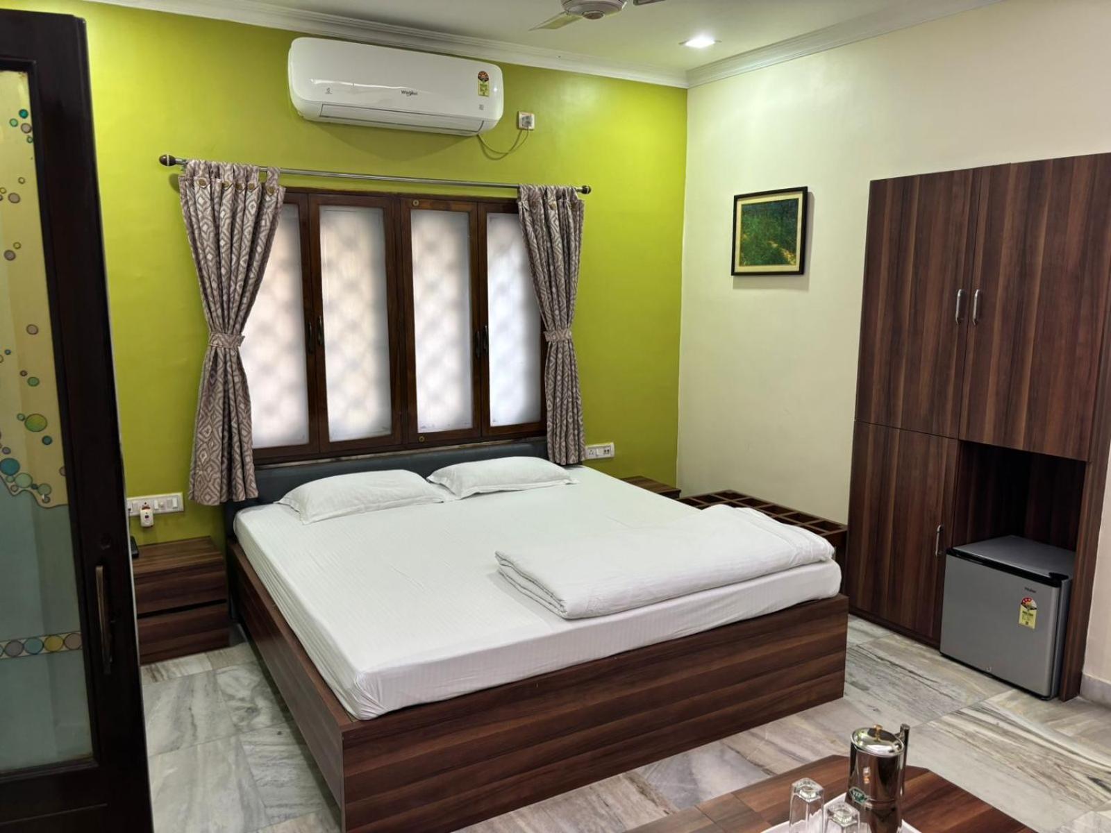Om Sai Villa Guesthouse Kalkutta Kültér fotó