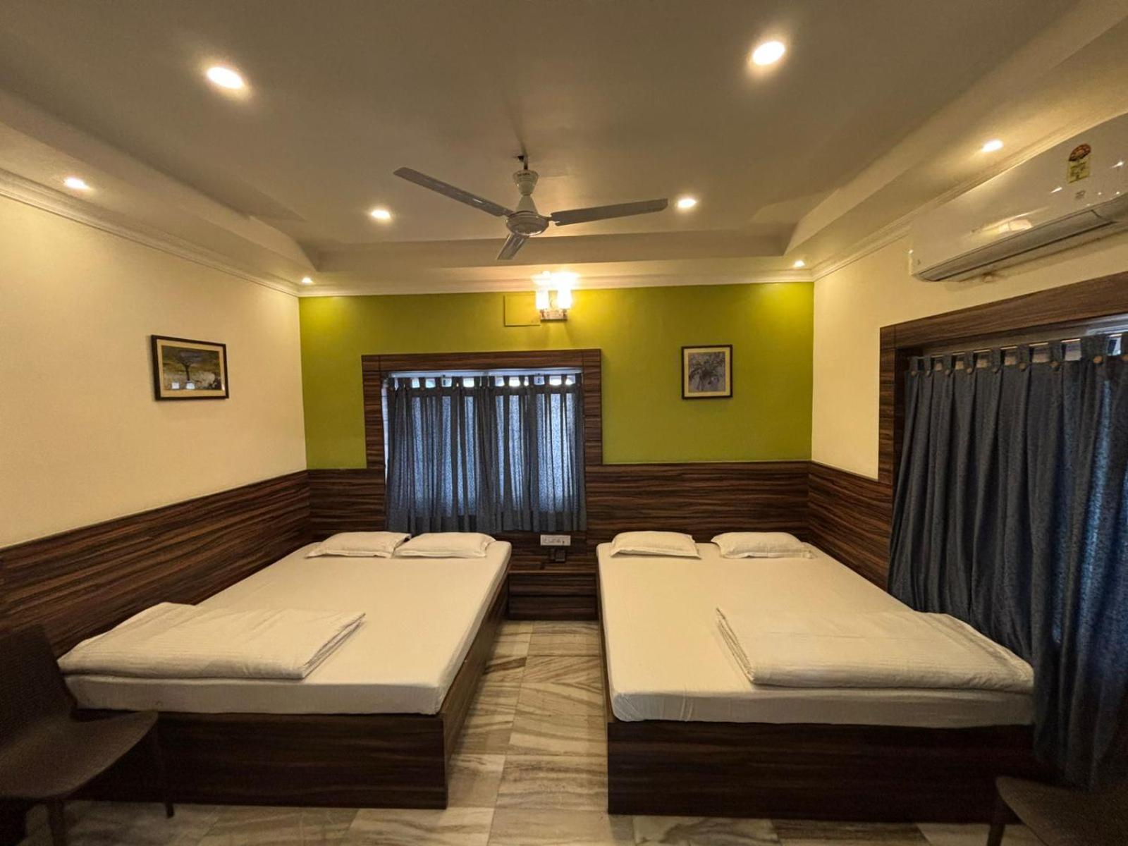 Om Sai Villa Guesthouse Kalkutta Kültér fotó