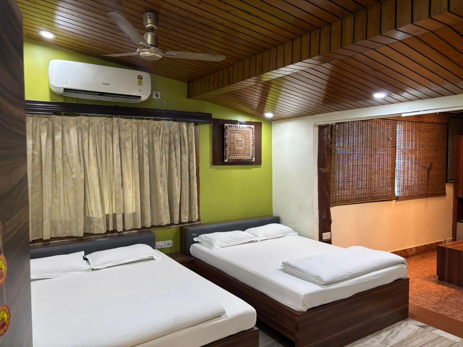 Om Sai Villa Guesthouse Kalkutta Kültér fotó