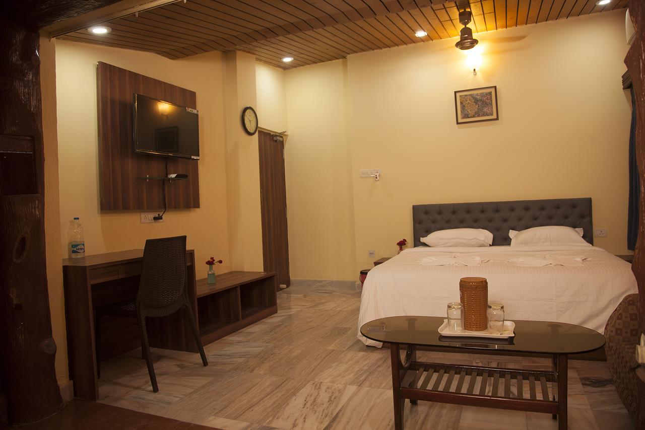 Om Sai Villa Guesthouse Kalkutta Kültér fotó